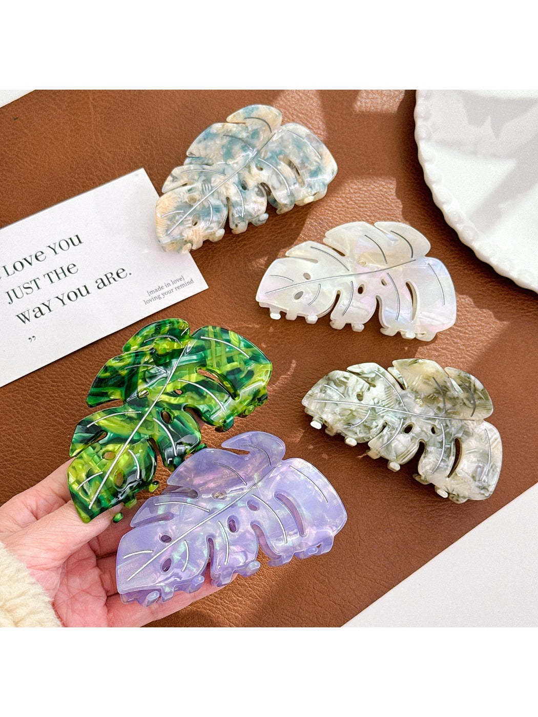 Beau - Leaf Shaped Hair Clip Large Acetate Hair Claw