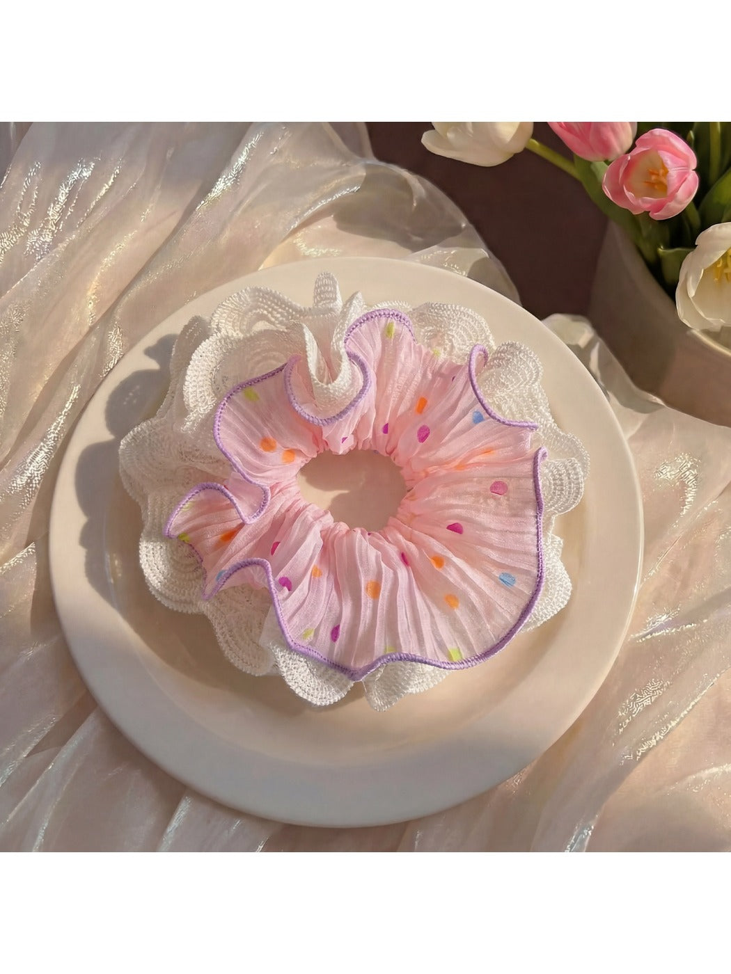 Gifty scrunchie displayed on a white background showing full circular shape
