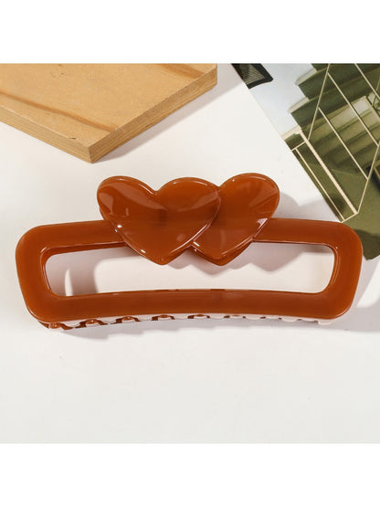 Beau - Hollow Heart Hair Claw Clip