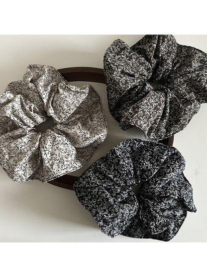 Gifty - Vintage Floral Simple Polyester Scrunchie