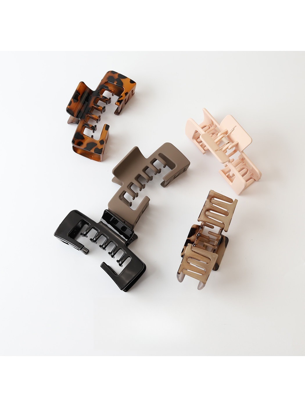 Beau - Minimal Square Open Notch Hair Claw Clip