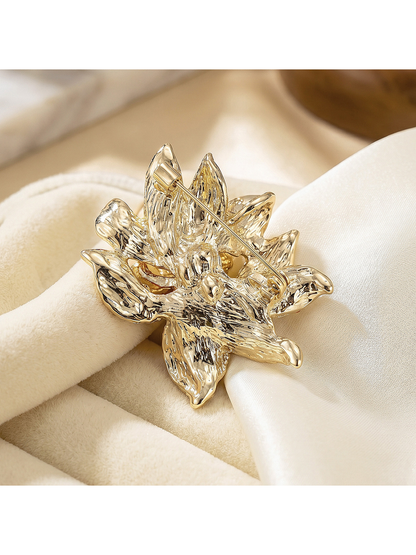 Brovia - Enamel Lotus Flower Alloy Brooch Pendant