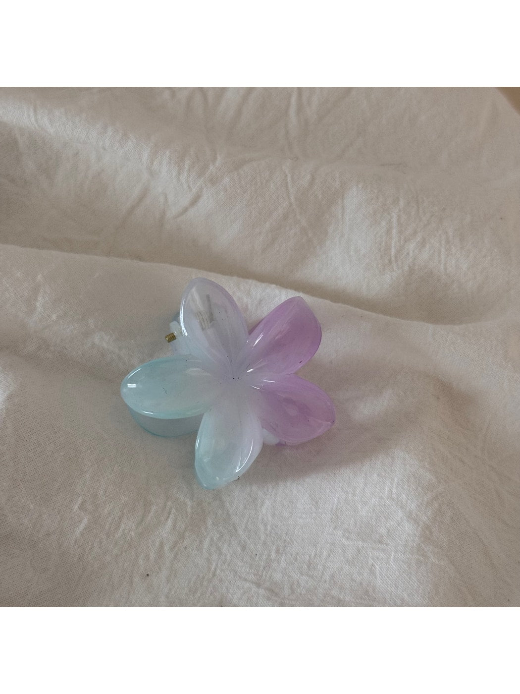 Beau - Women's Plastic Alloy Star Hair Claw Clip