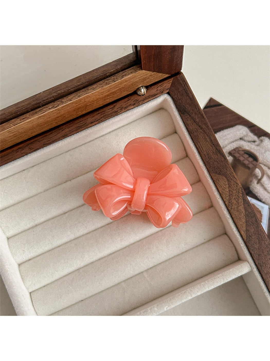 Beau - Glossy Bow Shape Acetate Fiber Claw Clip