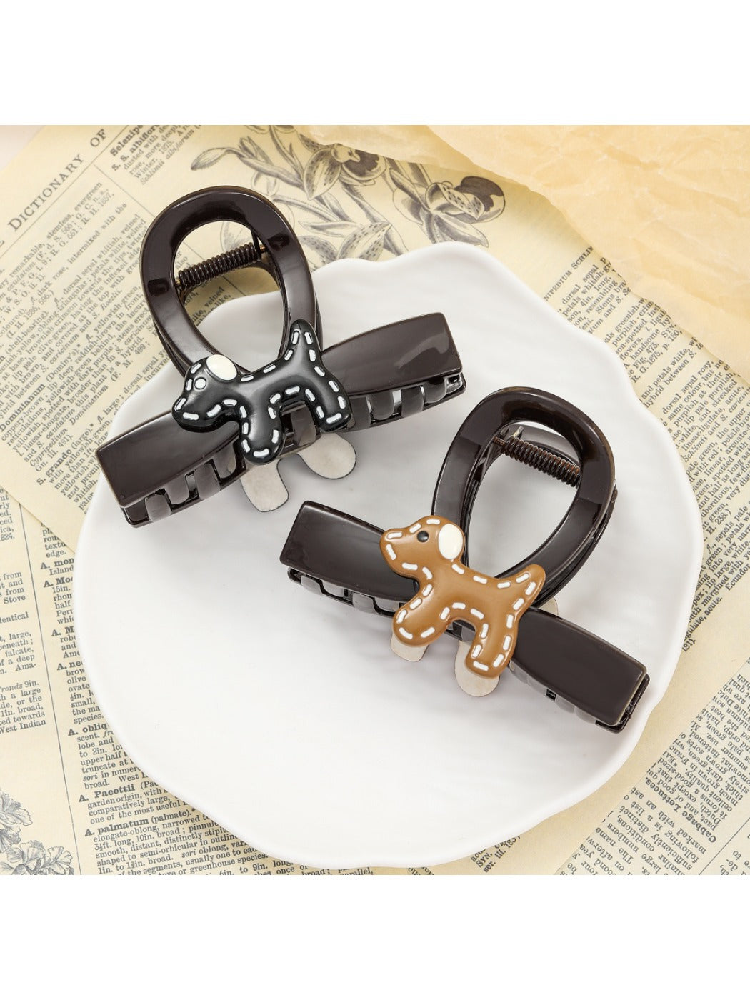 Beau - Vintage Medium Puppy Print Claw Clip