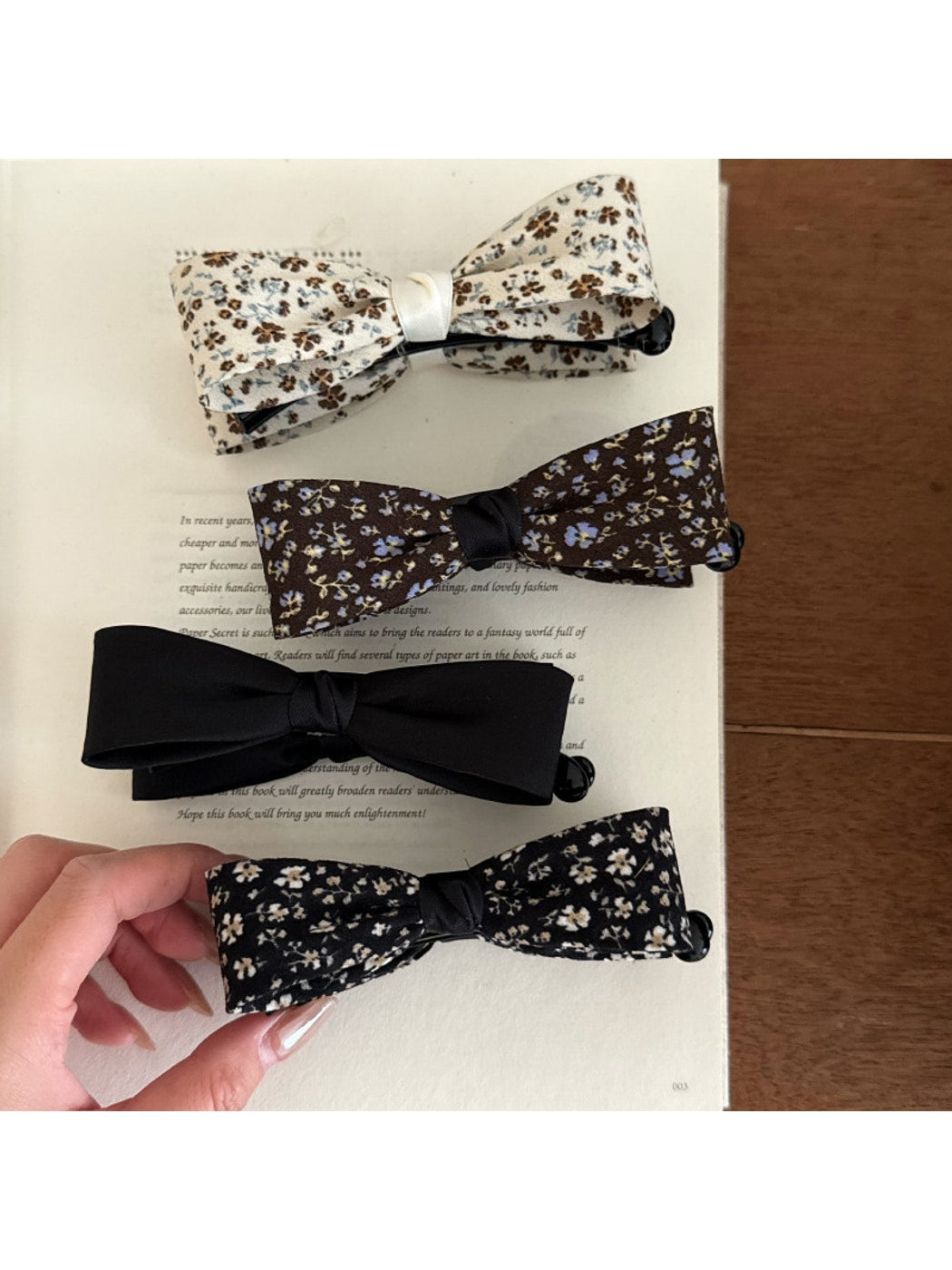 Beau - Vintage Style Bow Banana Clip