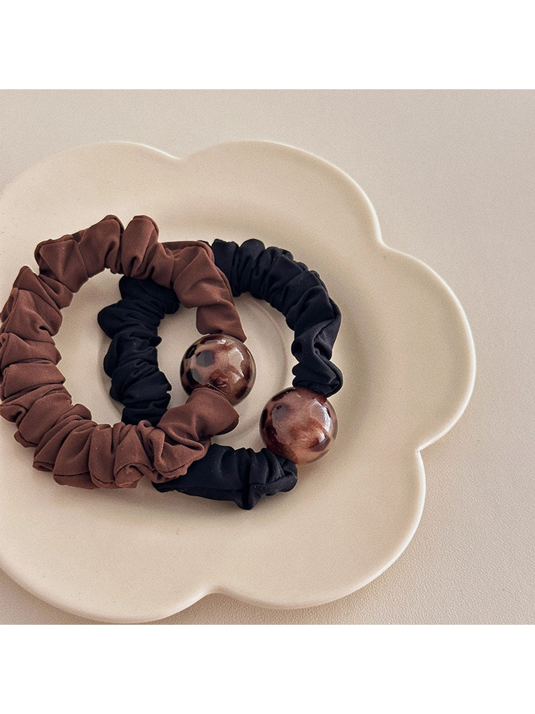 Gifty - Ruffled Leopard Print Ball Accent Scrunchie