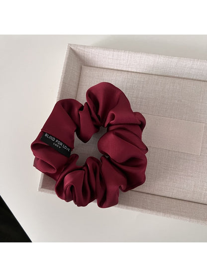 Gifty - Luxury Satin Scrunchie Hair Ties
