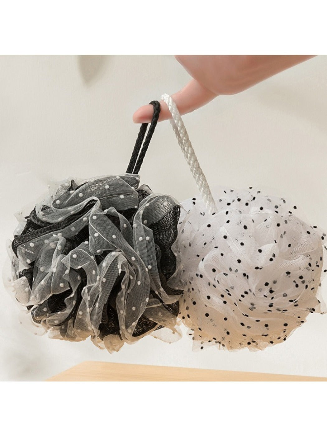 Papo - Monochrome Dotted Bath Pouf
