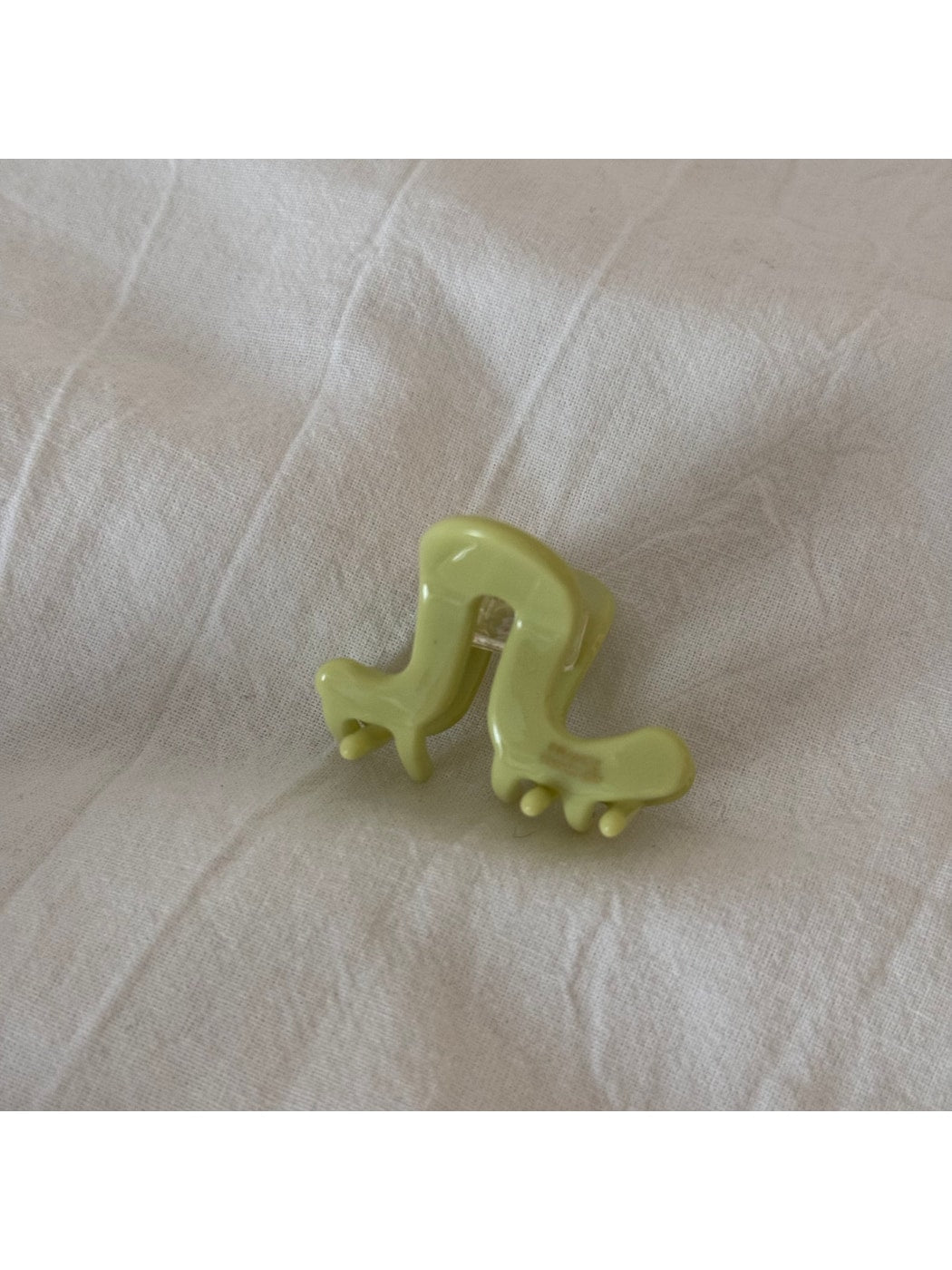 Beau - Sweet Style Irregular Finish Hair Claw Clip