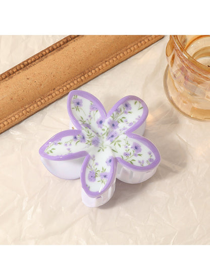 Beau - Elegant Flower Shaped Claw Clip