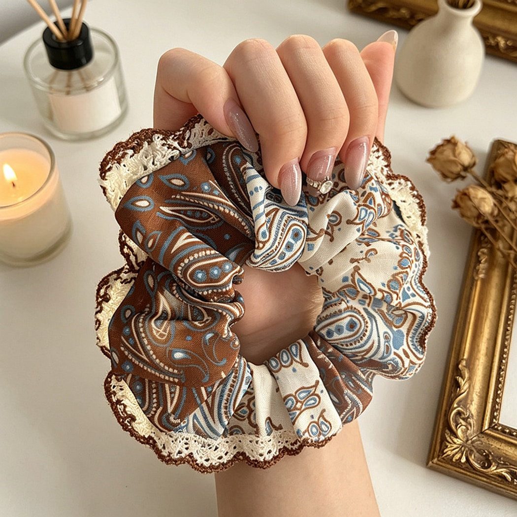 Gifty - Vintage Brown Print Lace Edge Scrunchie