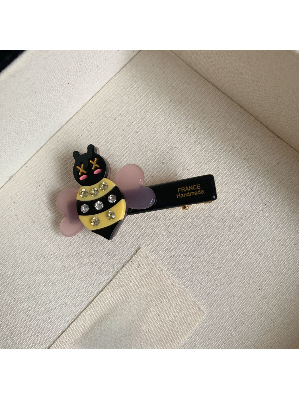 Beau - Cute Little Bee Pattern Hair Clip