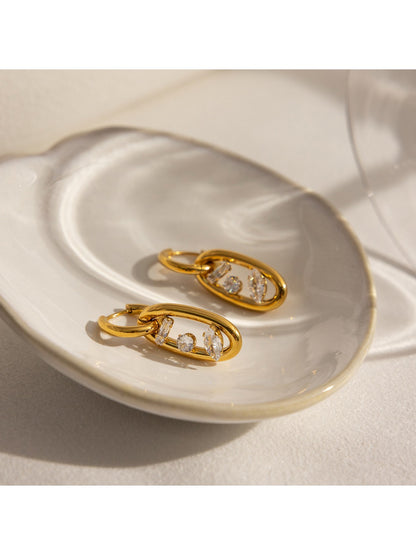 Earedge - White Interlocking Hoop Earrings
