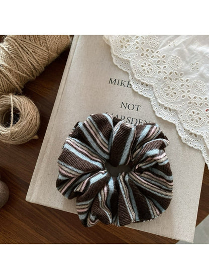 Gifty - Trendy Striped Scrunchie Hair Ties