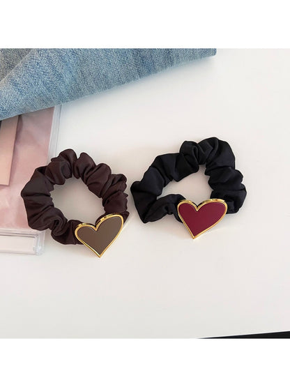 Gifty - Heart Shaped Cute Scrunchie