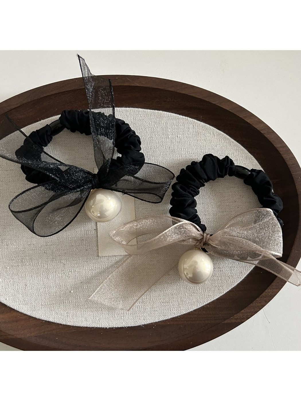 Gifty - Minimal Bow Detail Ponytail Hair Tie