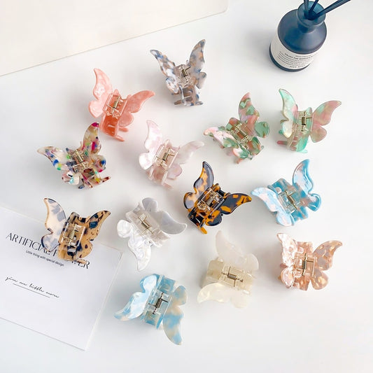 Beau - Simple Butterfly Shaped Claw Clip