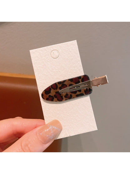 Beau - Leopard Print Oval Duckbill Women's Hair Clip