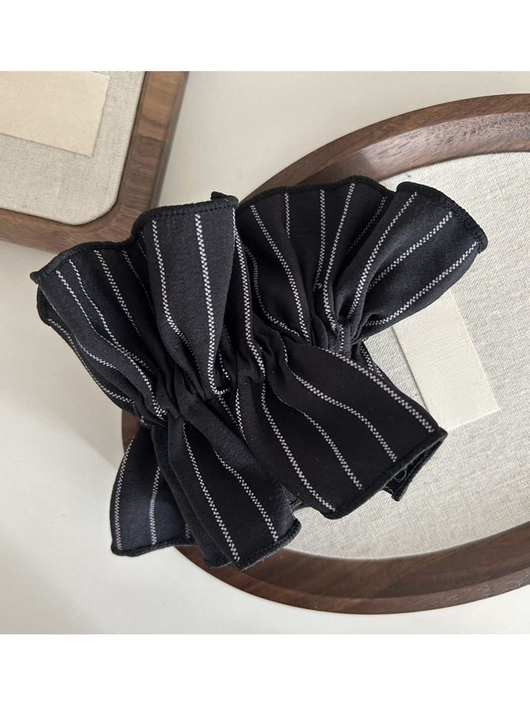 Gifty - Striped Elegant Polyester Hair Scrunchie