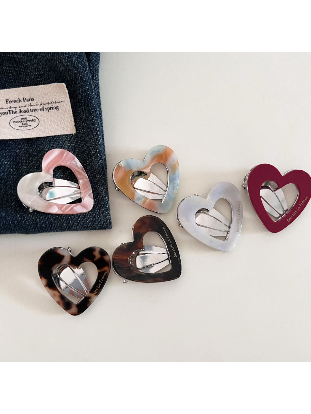 Beau - Sweet Heart Shaped Cut Out Hair Clip