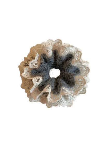 Gifty - Lace Knitted Hair Scrunchie