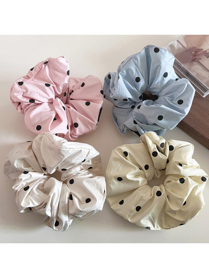 Gifty - Soft Voluminous Polka Dot Scrunchie