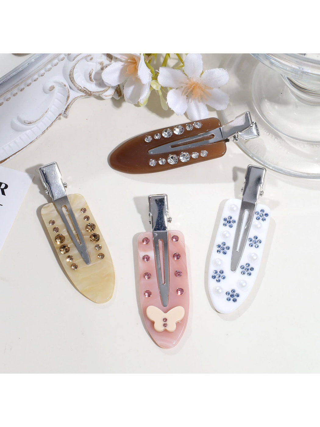 Beau - Acrylic Alloy Floral Butterfly Side Hair Clip