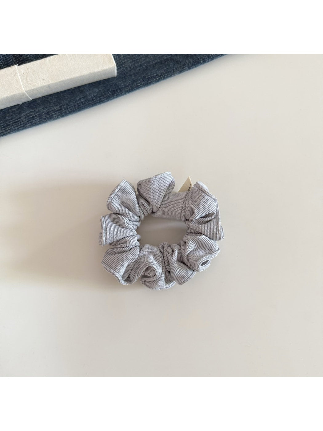 Gifty - Minimalist Ribbed Knit Polyester Scrunchie