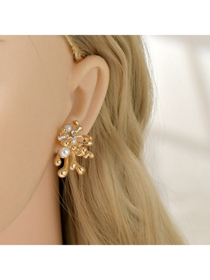 Earedge - Elegant Coral Shaped Earrings