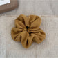 Gifty - Elegant Vintage Hair Scrunchie