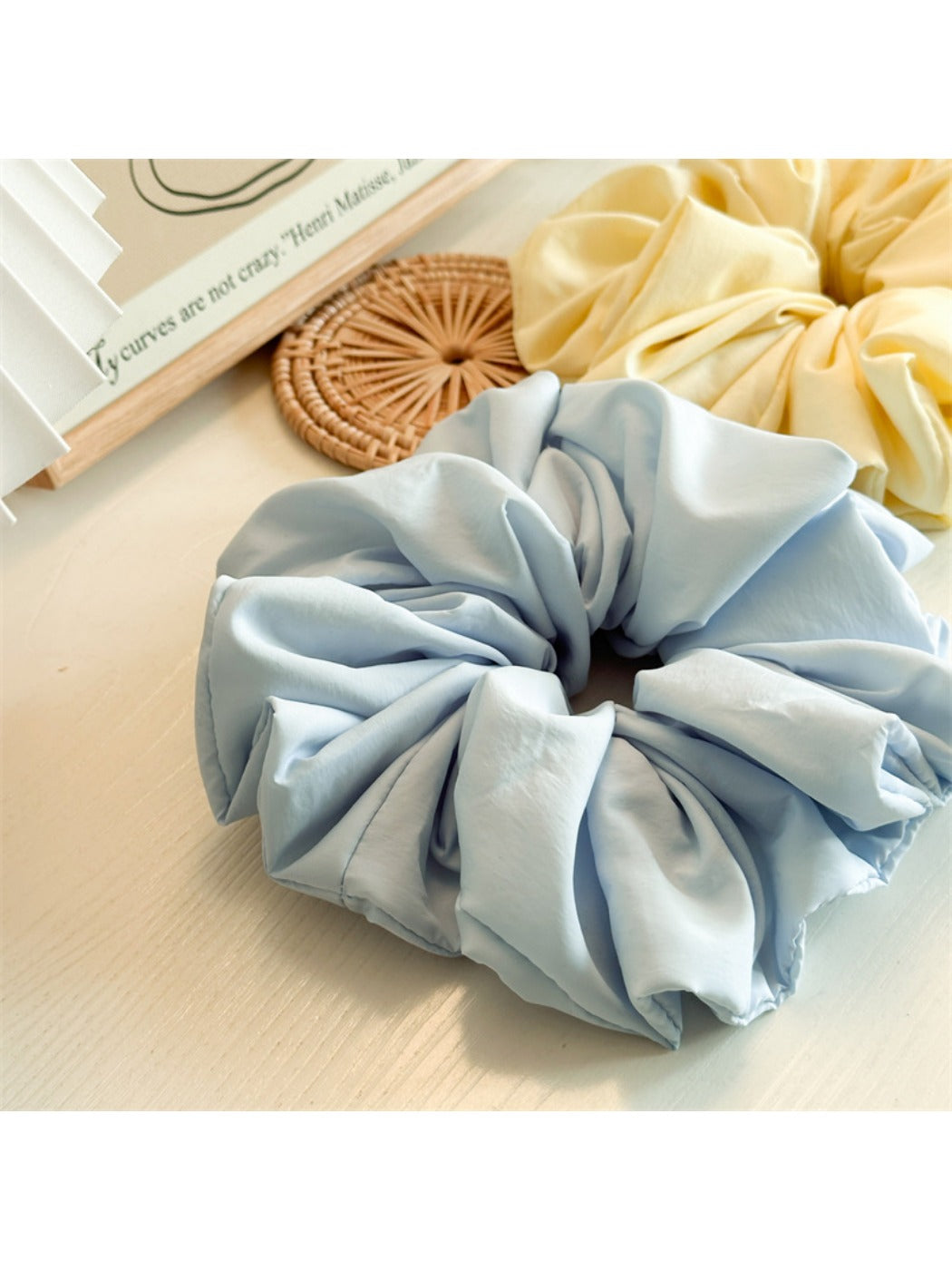 Gifty - Soft Cloud Hair Scrunchie