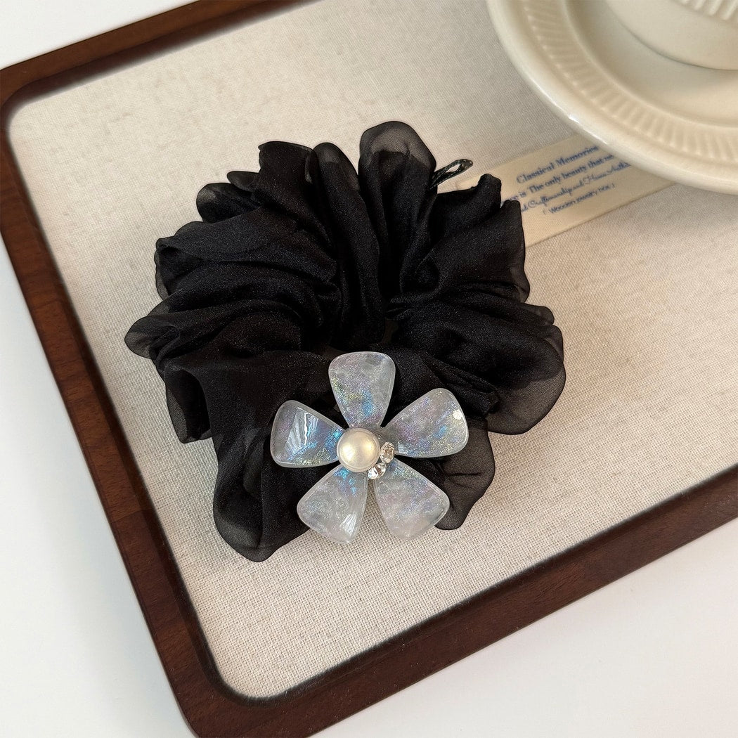 Gifty - Retro Style Pleated Flower Hair Scrunchie