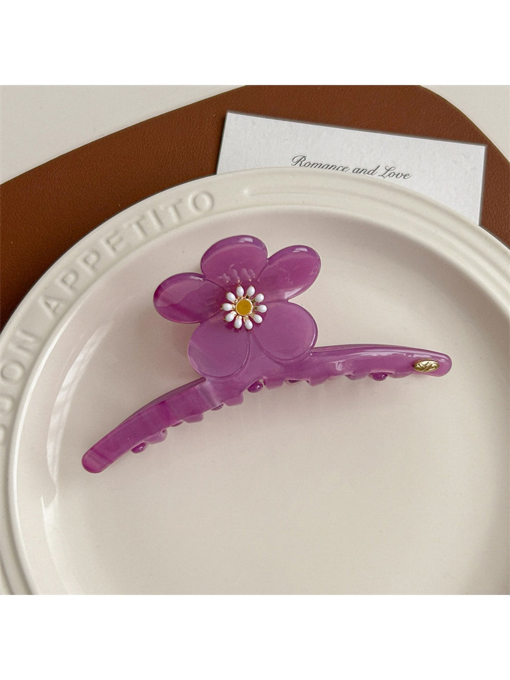 Beau - Flower Shaped Acetate Hair Claw Clip