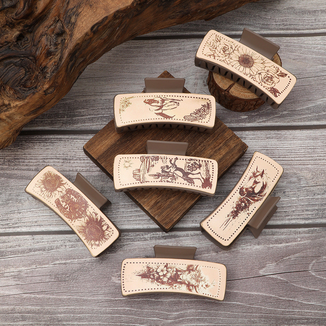 Beau - Western Botanical Print Hair Claw variant overview on neutral background