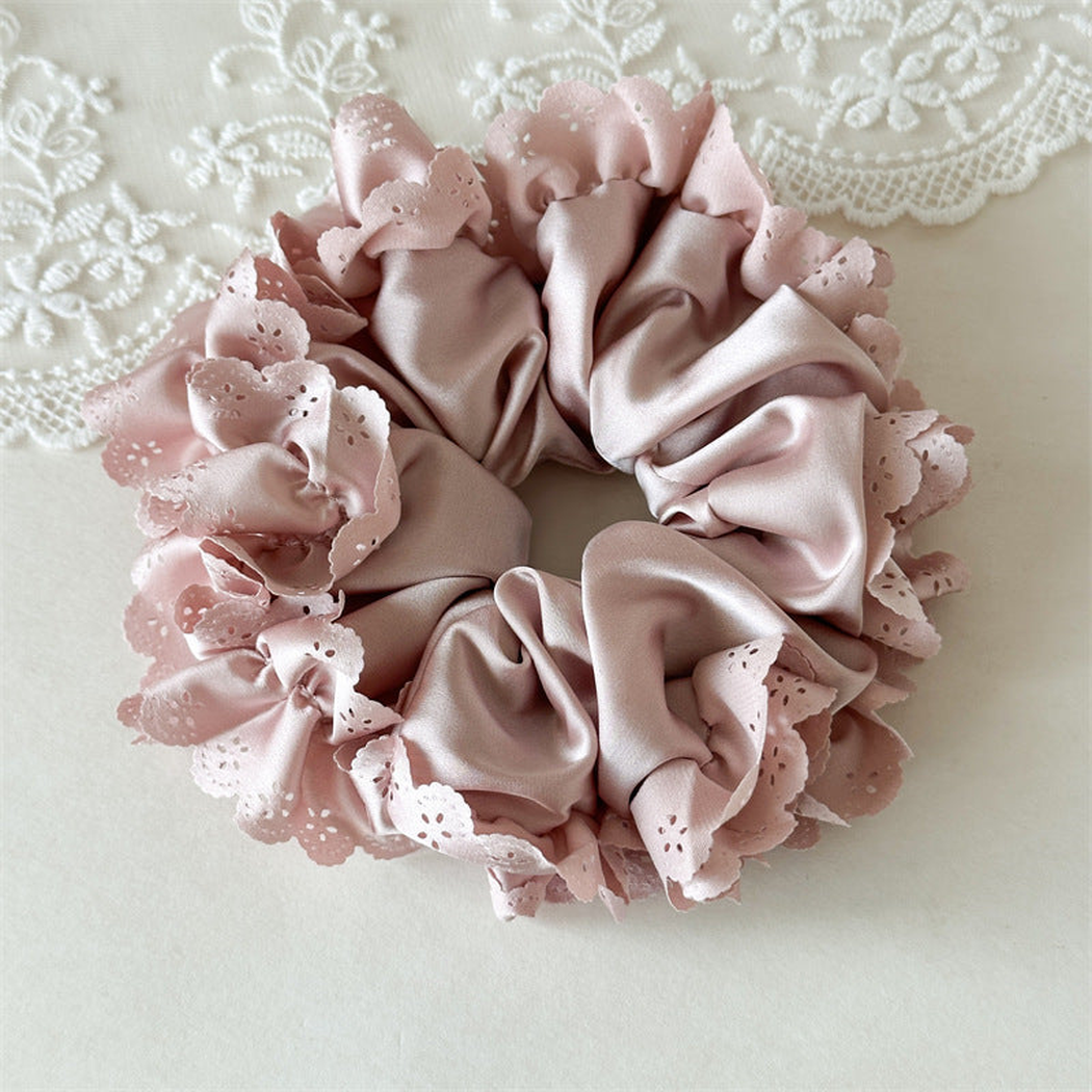 Lace Petal Glossy Scrunchie Collection variant image