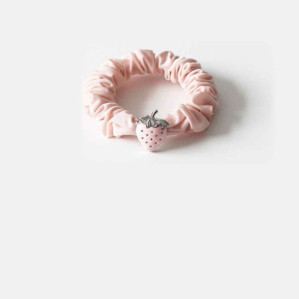 BerryPink Gifty - Strawberry Pearl Hair Tie on neutral background