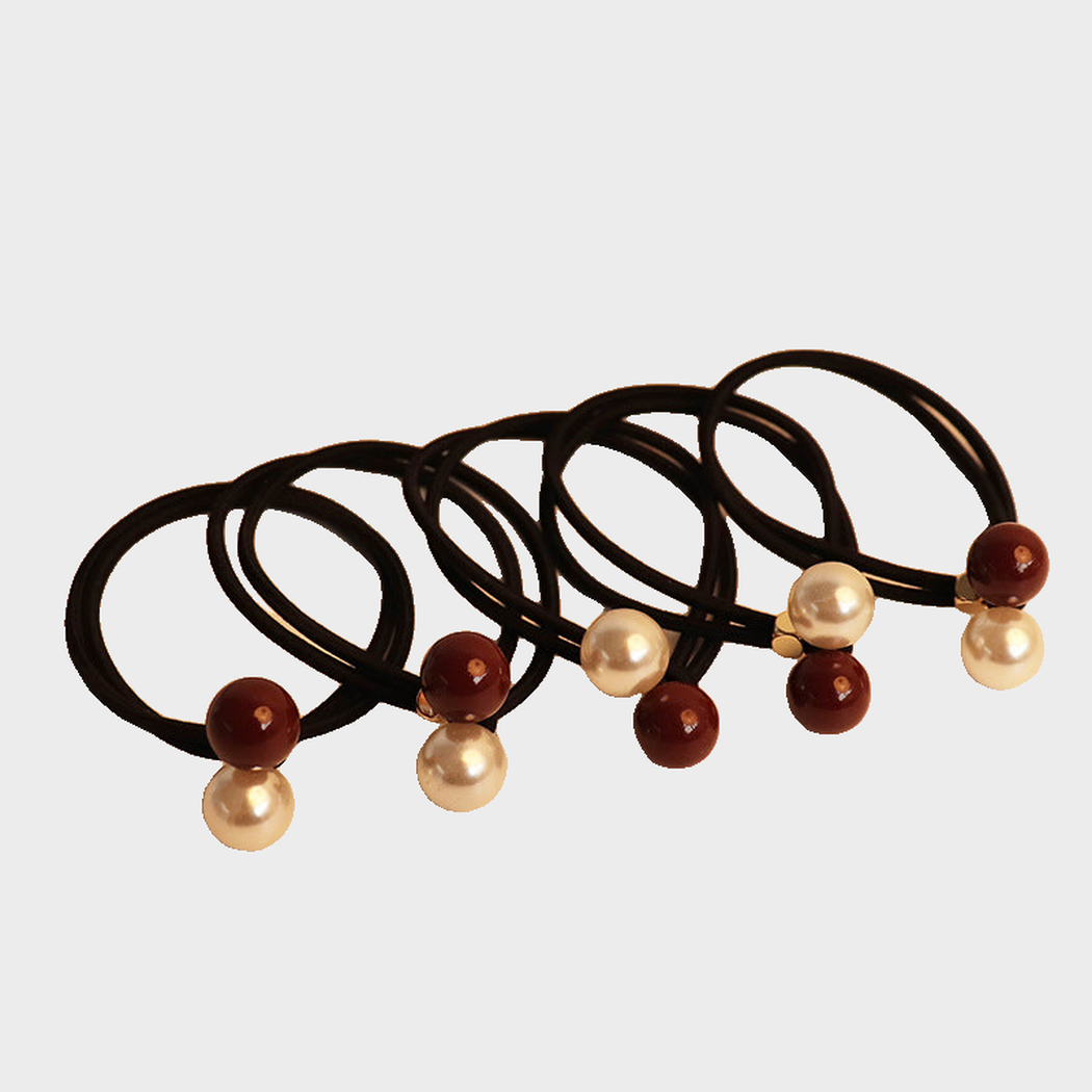 Black5Pc Gifty - Round Elastic Hair Tie on neutral background