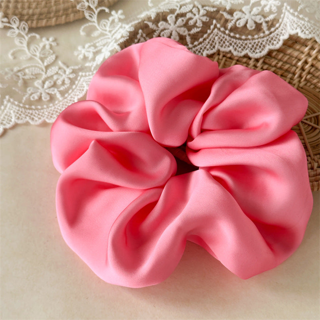 Gifty - Floral Satin Oversized Scrunchie - Pink variant
