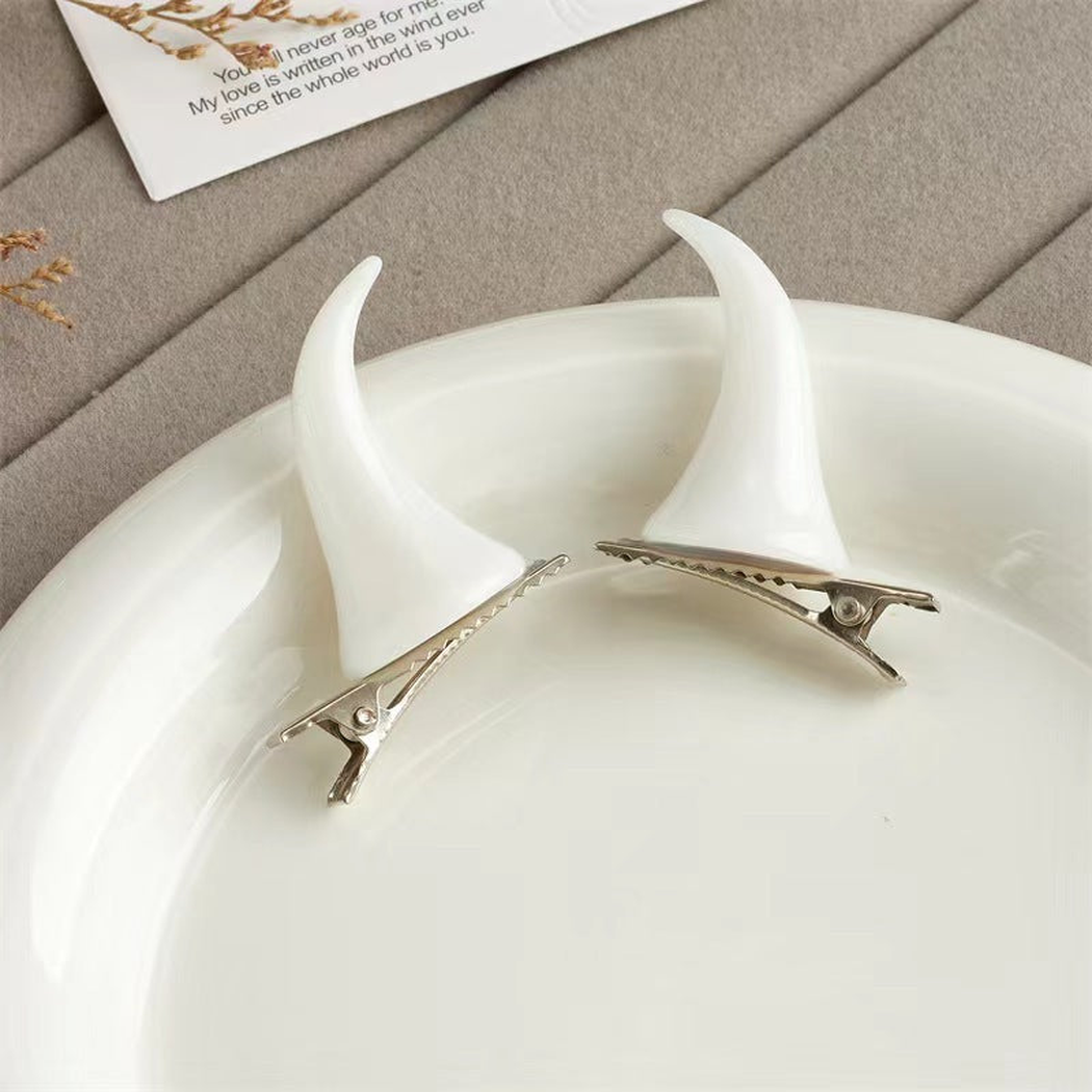 Beau - Halloween Devil Horn Hair Clip Pair - White variant
